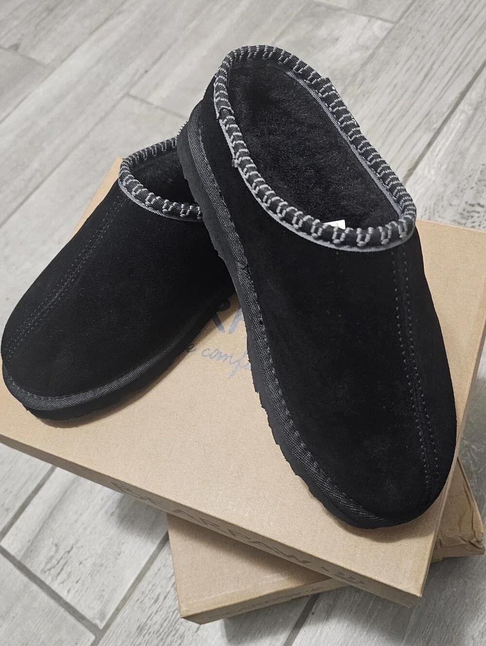 BEARPAW Tabitha Suede Clog Slipper Size 7, Brand New